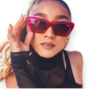 - QUAY AUSTRALIA On the Radio 50mm Cat Eye Sunglasses in Pink /Smoke